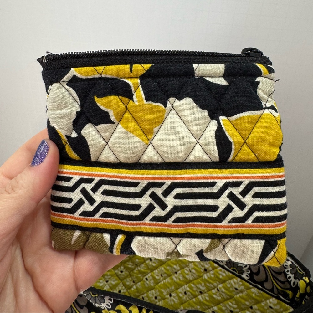 Vera Bradley Floral Tote Bag Black, Yellow, Cream with matching coin purse - Picture 9 of 10